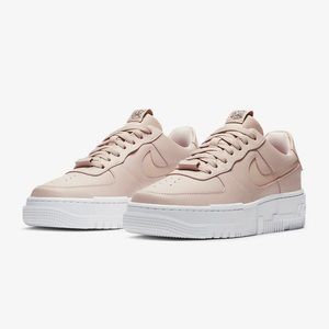 Nike Air Force 1 Pixel